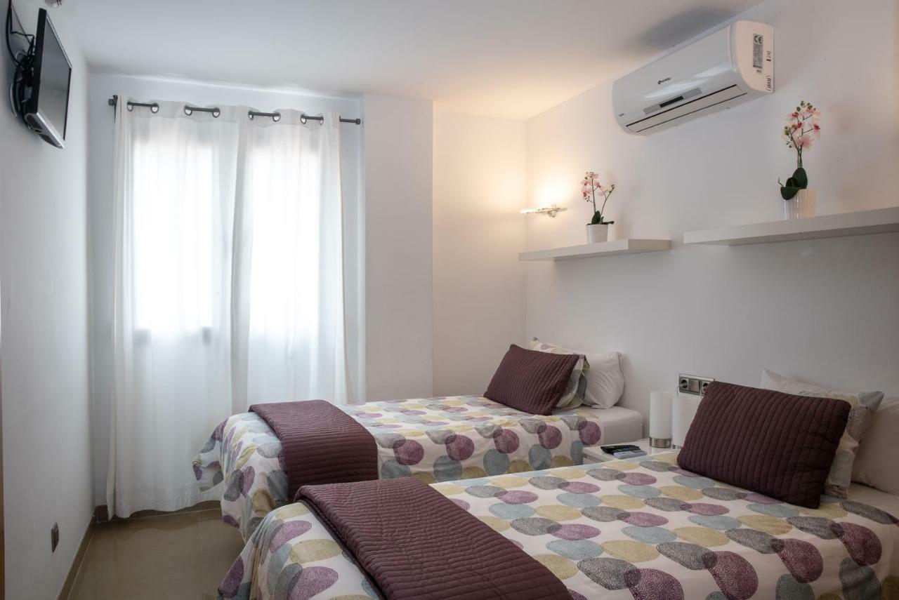 Apartaments Delfin بلايا ذي بالما المظهر الخارجي الصورة